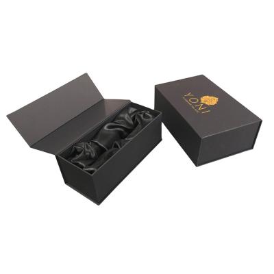 China Handmade Square Shape Rigid Cardboard Magnetic Closure Black And Gold Luxury Gold Foil Wine Box Packaging Packaging With Custom for sale