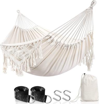 China Outdoor Hammock Comfortable Bohemian Handmade Large Double Tassel Style Swinging Hammock for sale