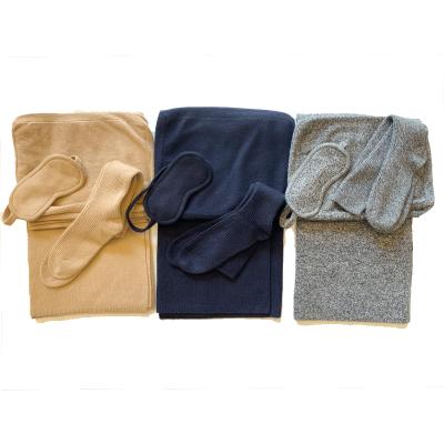 China Current Luxury 100% Cashmere Softest Travel Gift Set With With Cashmere Covering Eye Mask Bangs Carry Case for sale