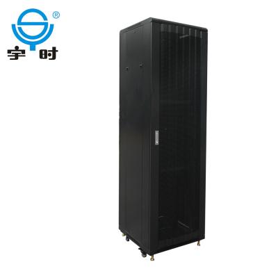 China SPCC Cold Rolled Steel New Design SPCC Cold Rolled Steel Network Cabinet, Mesh Door 42u Server Rack Enclosure for sale