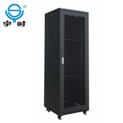 China SPCC cold rolled hot sales steel ventilation geared door 40u network rack cabinet for data center for sale