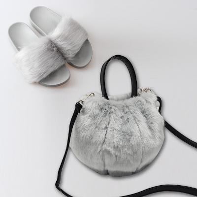 China Custom Made Lady Crossbody Bag Gray Fur Slides Fashion Trend Women Faux Sandals Purse and Slipper Sets for sale