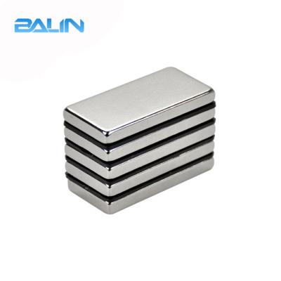 China Compressed Moto Magnet 4