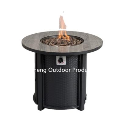 China RS-U30003 Stocked 40000 BTU Rattan-Look Round Outdoor Gas Furnace Propane Fire Pit Outdoor Table with Windshield Cover for sale