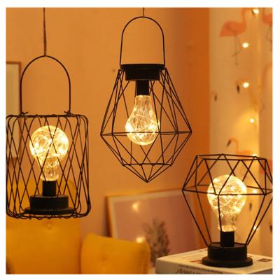 China Commercial Use Decorative Metal Table Lamp Battery Operated Lanterns Led Candle Lanterns for sale