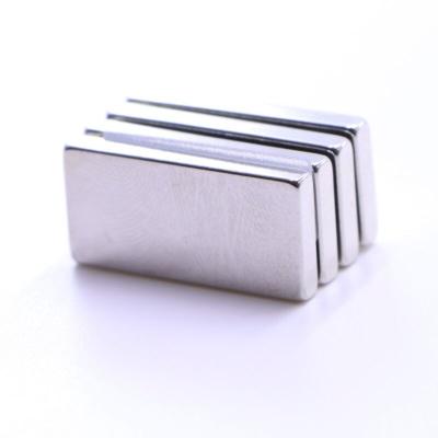 China Industrial Magnet N35 N42 N52 permanent magnet ultra strong square neodymium magnet for sale