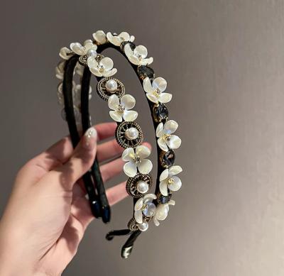 China Alloy+ Crystal Fashion Personality Hair Band Pearl Water Diamond Flowers Simple Hair Circle for sale