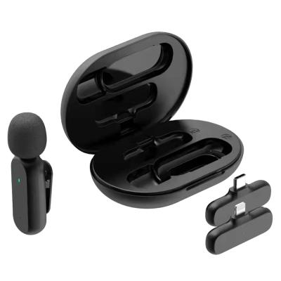 China Lavalier Microphone Type C Lavalier Wireless Microphone for Android (USB-C), Plug-Play Lapel MIC with Charging Case for Recording for sale