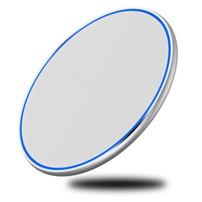 China Portable Anti-overcharge Pad 15w 10w 7.5w Mini Qi Round Wireless Charger Fast Charging Pad For Mobile Phone for sale