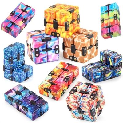 China New Pocket Infinite Creative Rubik's Cube Infinity Cube Flip Block Rising Toy Unlimited Shake for sale