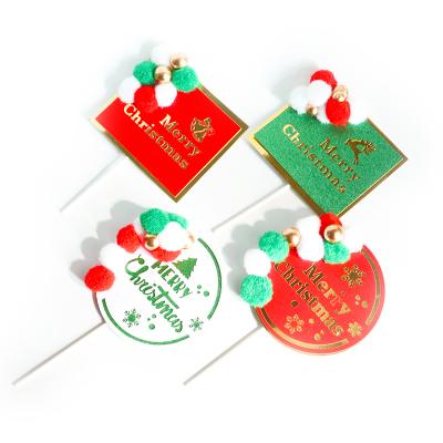 China Lightweight Christmas Decoration Cake Accessories Lace Green Paper Merry Christmas Cake Toppers for sale