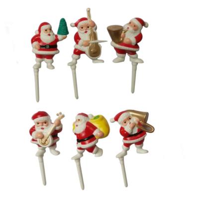 China 2020 Plastic Christmas Ornament Cake Decorating Supplies Cartoon Resin Christmas Tree Cake Baking Baking Topper for sale