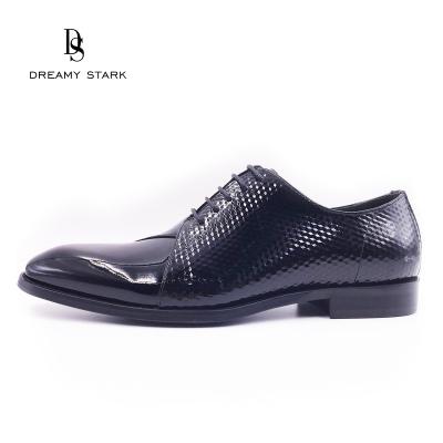 China Deodorization Mens Casual Shoes Oxfords Diamond Pattern Genuine Leather Leather For Business&Party for sale