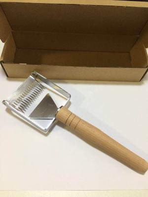 China New Beekeeping Tool Stainless Steel Honey Uncapping Fork for Honey Comb Uncapping Wood Handle Uncapping Scraper for sale