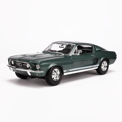 China Toy Maisto 1:18 Alloy Car Toys Muscle Car Model Decoration Diecast Imitation Gifts Ford Mustang 1967 GT for sale