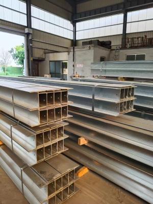 China Sección C galvanizado anticorrosión canal de acero canal 900mm-18000mm en venta