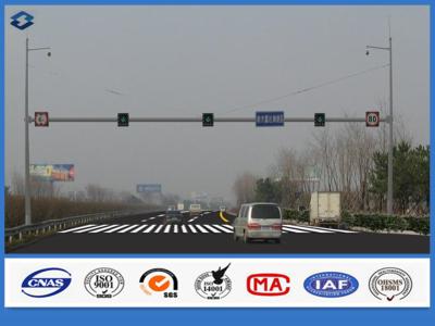 Chine les feux de signalisation en acier de la galvanisation 86um Polonais ont adapté la catégorie polygonale de la protection IP54 à vendre