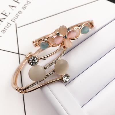 China New Designs BOHEMIA China Ladies Charm Bracelet Gold Plated Women Bracelet CZ Diamond Bracelet For Girls for sale