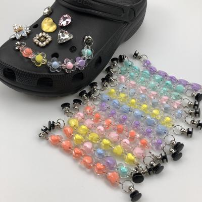 China Clog Charm Shoes New Croc Charms Designer Rhinestone Pearl Chain Clog Decoration Metal Accessories New Croc Shoes Girl Gift for sale