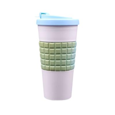 China Sustainable Portable Travel Eco Friendly 500ml Custom Logo Silicone Coffee Mug With Lid for sale