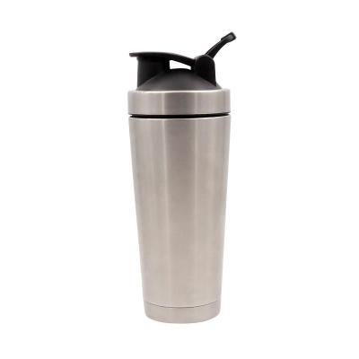 China 700ml Protein Shaker Bottle Sustainable Water Bottle With Plastic Strainer for sale