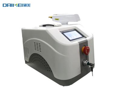 China 2000w o Nd Yag Q comutou a máquina 1064nm 532nm 1320nm da remoção da tatuagem do laser à venda