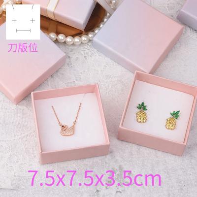 China NEW Recyclable Bracelet Packaging Necklace Box Paper Box With Paper Bag for sale