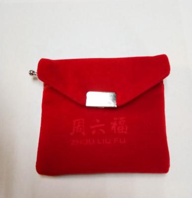 China Recyclable Fashion Envelope Jewelry Bag Luxurious Red Velvet Pouch With Zipper For Wedding Jewelry Packaging for sale