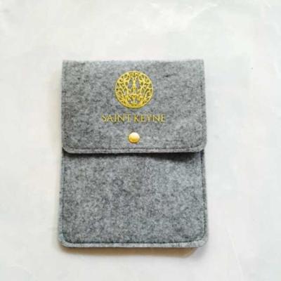 China Recyclable Promotional Felt Pouch Bags With Button Closure For Jewelry for sale