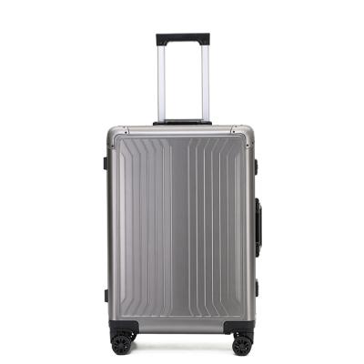 China Chic Aluminum Luggage Moving Bag Trolley Aluminum Luggage 3 Pieces Set 20