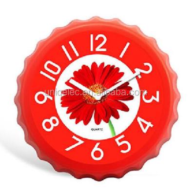 China Hot Selling Custom Plastic Antique Style Vintage Clock Face Coffee Deign Beer Cap Wall Clock For Bar Decor for sale