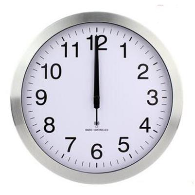 China Modern Radio Aluminum Round 16 Inch Silver Frame Wall Clock With Radio Controlled Movement for sale