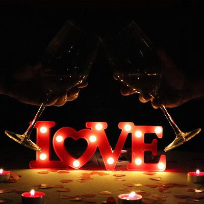 China Wholesale Valentine Day Decoration 4Ft Love Light Marquee Romantic Plastic Letters for sale