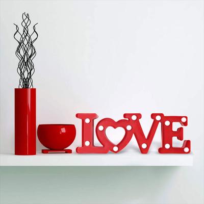 China Valentine Day 2022 Romantic 4ft Plastic Love Led Stand Marquee Letters Lights for sale