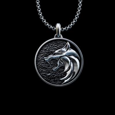 China Geralt Handcrafted Sterling Silver Netflix Pendant Necklace Exquisite Look 925s 999 Medallion Wolf Charm Gwynbleidd Necklace White Rivia for sale