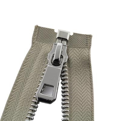 China Viable color lock gold metal high quality open style automatic zipper can wholesale for sale