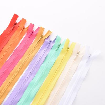 China 60cm Durable Invisible Long Chain Puller 20cm 28cm 40cm 45cm 50cm Water Drop Zipper 3# Nylon Zippers For Sewing Clothes for sale