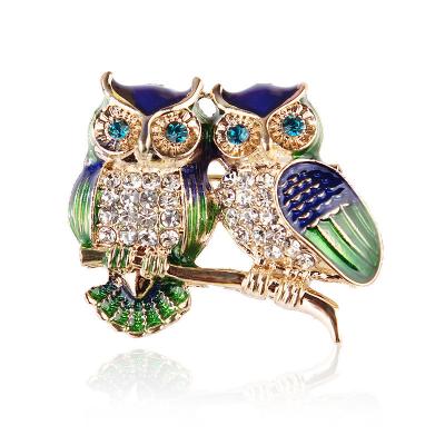 China Women's Owl Breastpin Crystal Diamond Brooch Pin Wedding Banquet Garment Clothing Accessories Rhinestone for sale