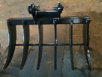 China Digging Mud Q345 5T Mini Excavator Rake Attachment for sale