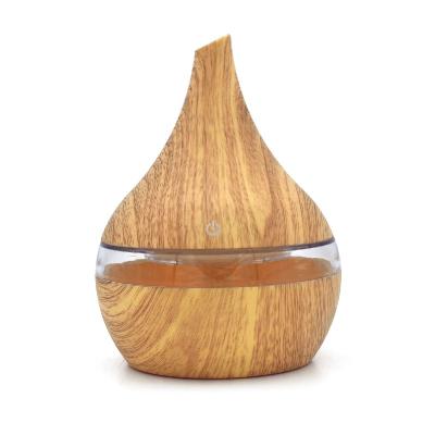 China Portable Led Changing Diffuser PP Mini Wood Grain Barrel Aromatherapy Night Light 2021 LED Color Changing Diffuser for sale