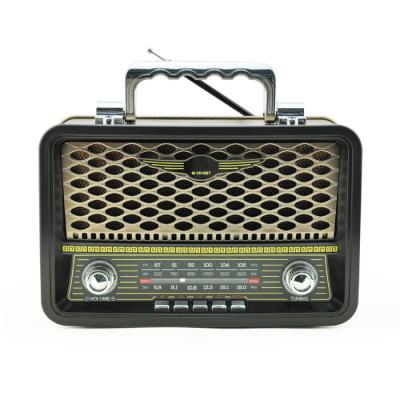 China Vintage BT Style Speaker Transistor AM Fm Wireless Portable Antique Wooden Radio PORTABLE Small Retro Usb Classic Home Solar Design for sale