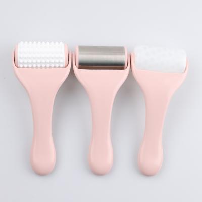 China 2021 Skin Rejuvenation Latest Stainless Steel Ice Roller Handle is uniquely designed for face aging resistance. for sale