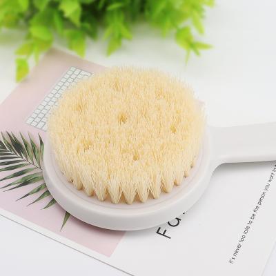 China Long Handle Round Scrubber Natural Exfoliator Bath Shower Massage Brush For Cellulite Custom Logo Wooden Dry Body Brush With Long Handle for sale