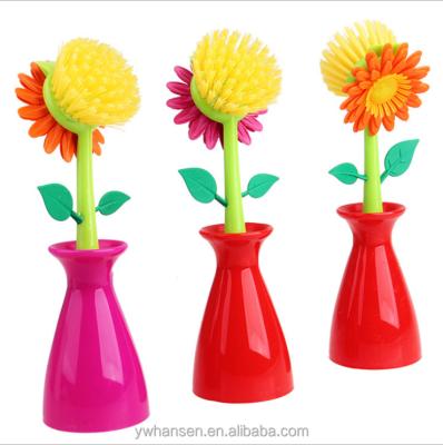 China Sustainable Plastic Creative Sunflower With Brush Multifunctional Dish Bowl Clean Kitchen Brush for sale