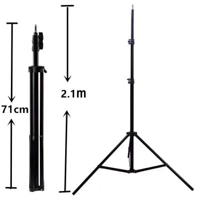 China Lightweight and Portable 210cm Tripod Stand for Camera and Mobile Phone Photography Light Stand 2.1m Portable Foldable Tripod Stand for sale