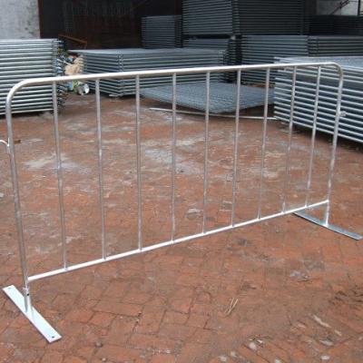 China Safe Construction Sites 1.1 x 2.5m Fire Pit Road Safety Crowd Control Barrier Temporary Traffic Barrier for sale