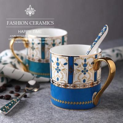 China Classic 13.5oz Disposable Ceramic Coffee Mug With Spoon And Gold Handle Fashion Mug Ceramic Custom Logo for sale