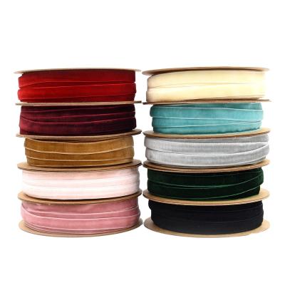 China Sustainable Wholesales10mm Velvet Ribbon For Garment Accessories for sale