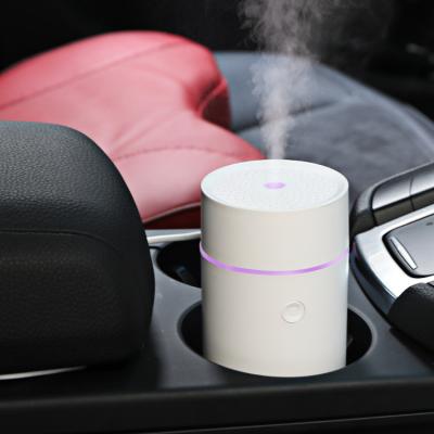 China Wholesale Car Air Freshener Mini Car Air Freshener Humidifier Essential Oil Car Aroma Diffuser for sale