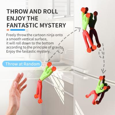 China Small Complimentary Toys Throwing And Rolling Ninjas Principle Of Gravity Small Toy For Kids 13*1*18CM for sale